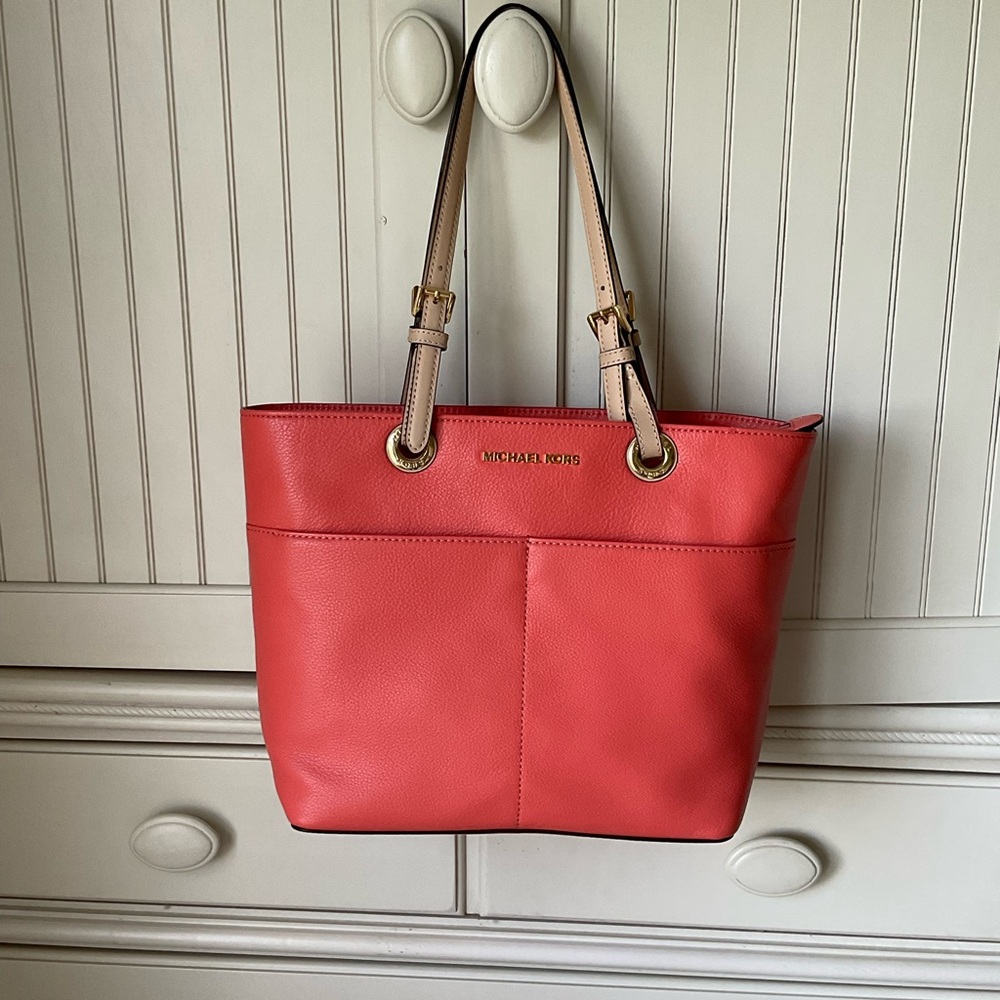 NWT Michael Kors Leather Pocket Tote Handbag 👜